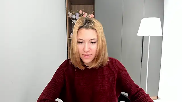 Snapshot of MariePelyo chatting on November 2025 05:54:01 AM MariePelyo online show from November 2025 05:54:01 AM