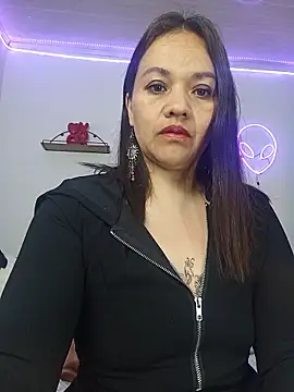 Snapshot of Victoria_Wilde_ chatting on March 2026 11:10:01 AM Victoria Wilde online show from March 2026 11:10:01 AM