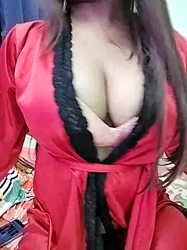 Snapshot of LoveLy-Soneya chatting on March 2026 08:43:02 AM LoveLy-Soneya online show from March 2026 08:43:02 AM