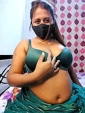 LoveLy-Soneya online show from February 2026 08:33:02 PM