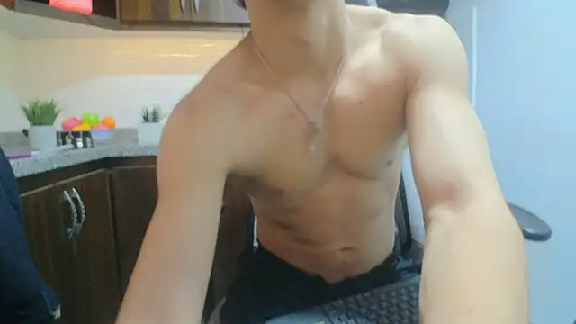 chris evans27 online show from November 2025 03:32:01 AM