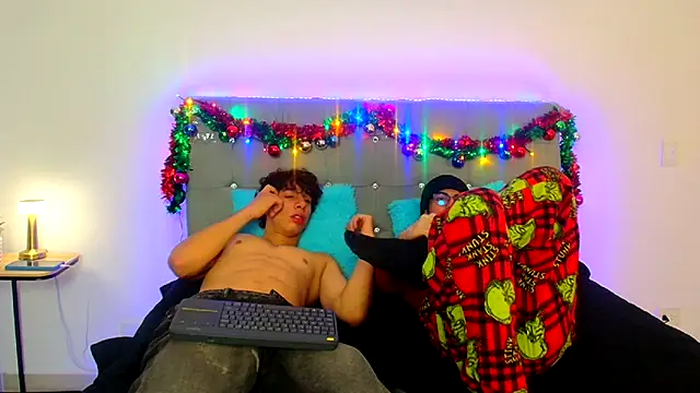 chris evans27 online show from December 2025 12:54:01 AM