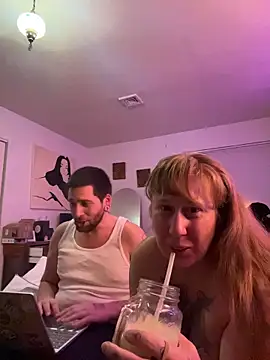 Redriddinghood8 online show from December 2025 04:18:02 AM