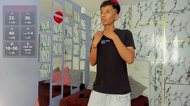 Snapshot of Elian_Julian chatting on November 2025 07:29:02 PM Elian Julian online show from November 2025 07:29:02 PM