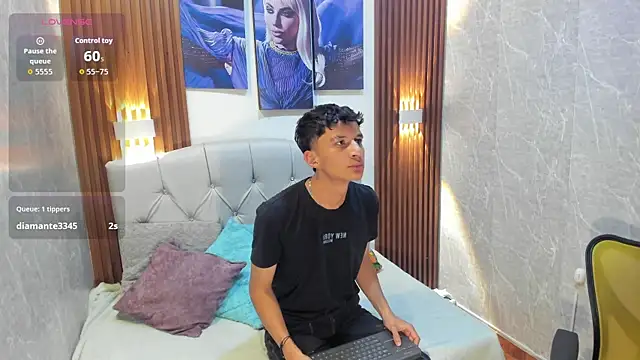 Elian Julian online show from November 2025 01:22:02 AM