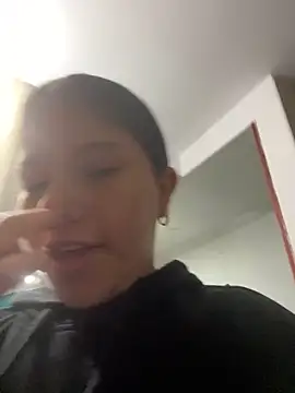 violettabond online show from December 2025 10:08:02 AM