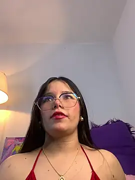 violettabond online show from April 2026 06:25:01 PM
