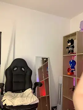 violettabond online show from January 2026 12:42:02 PM