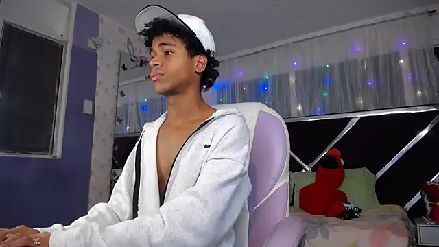 Santy bigcock 01 online show from May 2026 08:53:02 PM