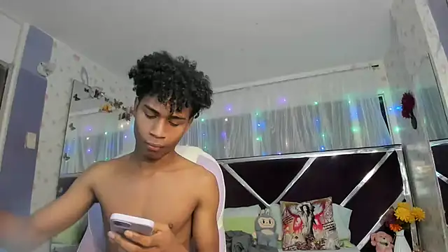 Santy bigcock 01 online show from March 2026 12:09:02 PM