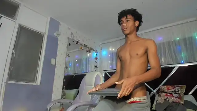 Santy bigcock 01 online show from March 2026 01:45:02 PM