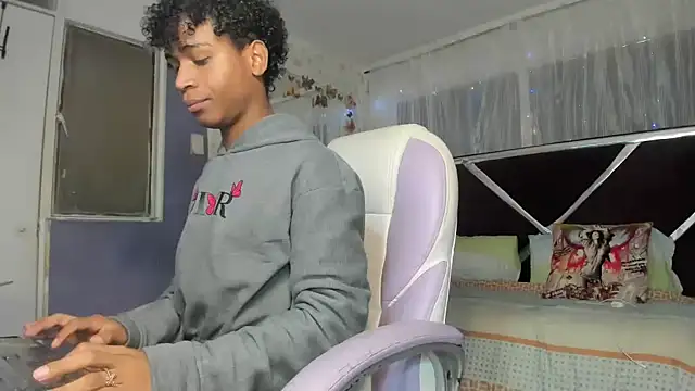 Santy bigcock 01 online show from March 2026 02:29:02 PM