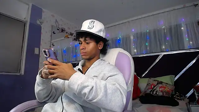 Santy bigcock 01 online show from June 2026 02:50:01 PM