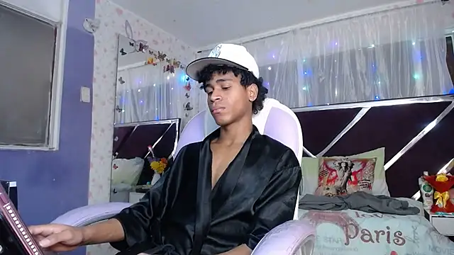 Santy bigcock 01 online show from May 2026 01:19:01 PM