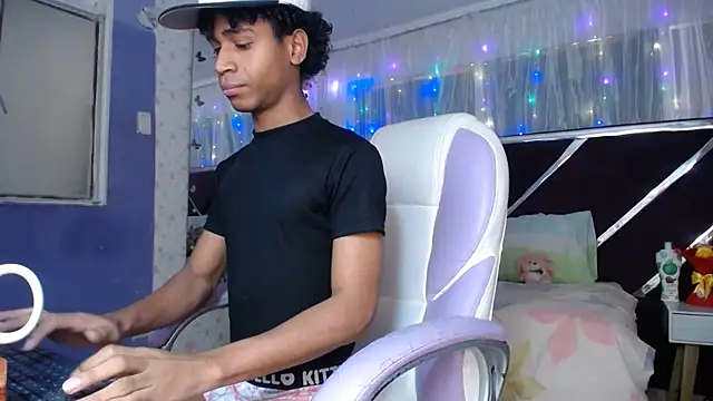 Santy bigcock 01 online show from May 2026 04:07:01 PM
