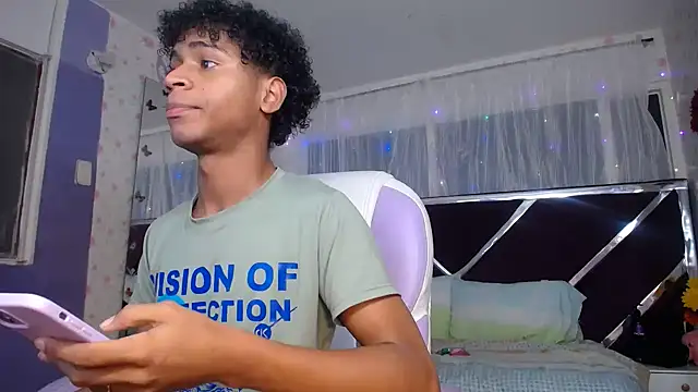 Santy bigcock 01 online show from April 2026 12:12:01 PM