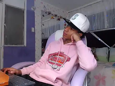 Santy bigcock 01 online show from May 2026 01:36:01 PM