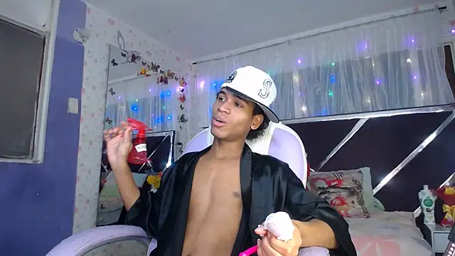 Santy bigcock 01 online show from May 2026 05:22:02 PM