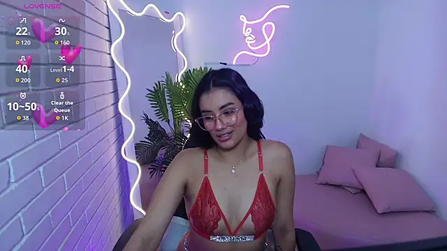 PEACHY TAY online show from December 2025 11:45:01 AM