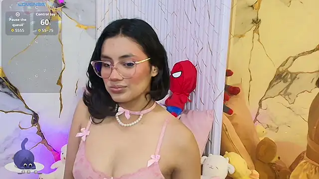 PEACHY TAY online show from May 2026 12:00:01 PM