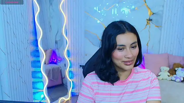 PEACHY TAY online show from July 2026 11:33:01 AM