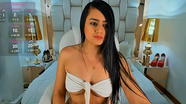 Bella  carther online show from May 2026 01:09:01 PM