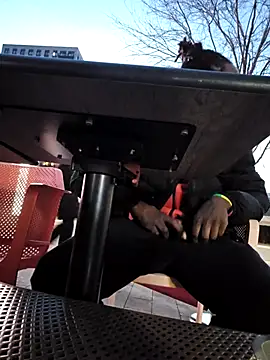 sweet juicem online show from November 2025 04:28:01 PM