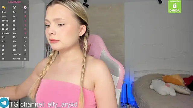 elly aryxd online show from November 2025 04:40:01 PM