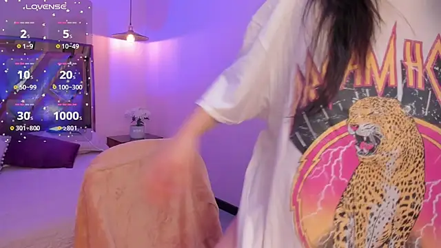 Kittyy patitas suaves online show from December 2025 02:40:02 AM