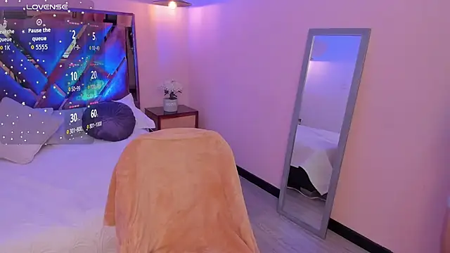 Kittyy patitas suaves online show from January 2026 03:24:02 AM