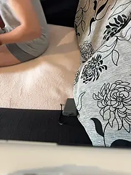 mihneaxxx online show from April 2026 09:01:02 AM