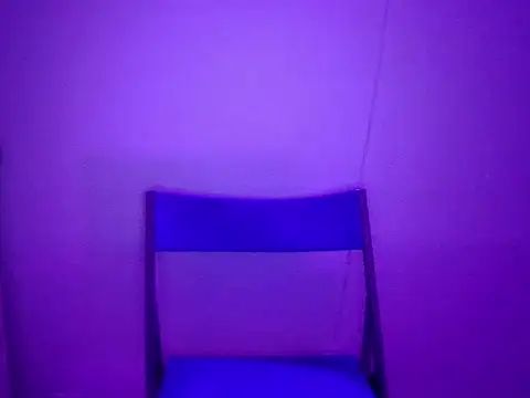 nikolasnik50 online show from November 2025 09:52:01 PM