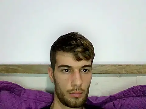 nikolasnik50 online show from November 2025 10:57:01 PM