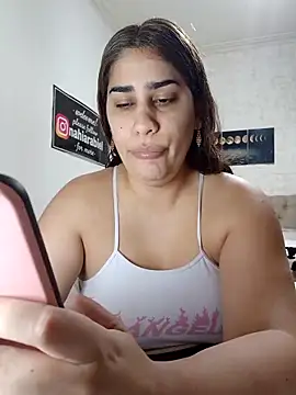 nahiarabiel33 online show from April 2026 06:12:02 PM