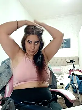 nahiarabiel33 online show from November 2025 01:50:02 PM