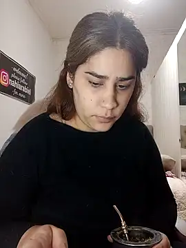 Snapshot of nahiarabiel33 chatting on June 2026 04:51:01 PM nahiarabiel33 online show from June 2026 04:51:01 PM