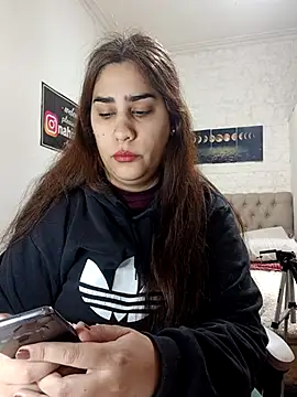 Snapshot of nahiarabiel33 chatting on June 2026 07:42:02 PM nahiarabiel33 online show from June 2026 07:42:02 PM