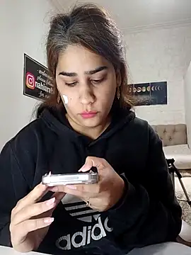 Snapshot of nahiarabiel33 chatting on May 2026 07:00:01 PM nahiarabiel33 online show from May 2026 07:00:01 PM