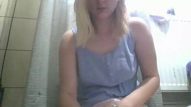 Snapshot of dirty_sasha00 chatting on June 2026 03:45:02 AM dirty sasha00 online show from June 2026 03:45:02 AM