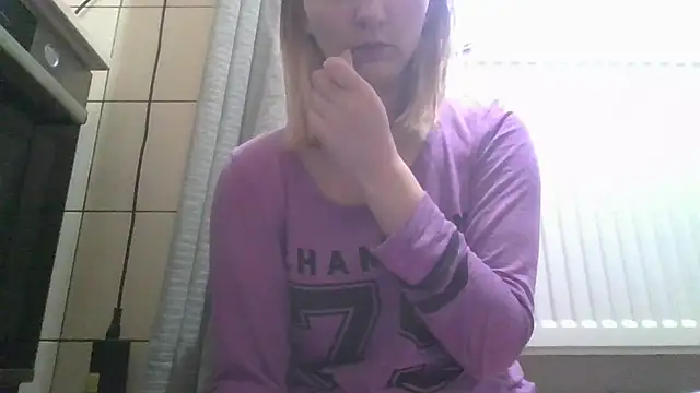Snapshot of dirty_sasha00 chatting on April 2026 03:13:02 AM dirty sasha00 online show from April 2026 03:13:02 AM