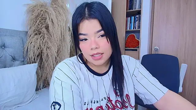 annie  20 online show from April 2026 03:51:02 PM