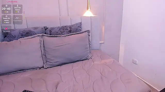 annie  20 online show from January 2026 12:09:01 PM