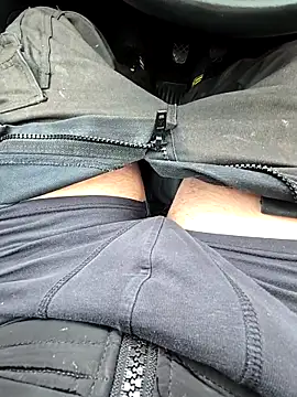 seulementme online show from February 2026 12:01:02 PM