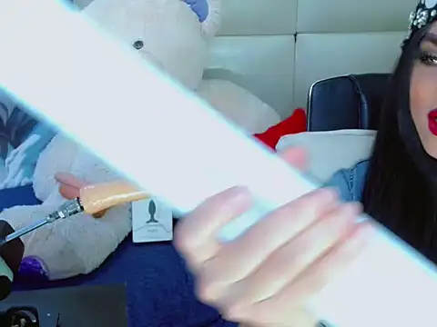 NharaBigCock online show from November 2025 07:39:01 PM