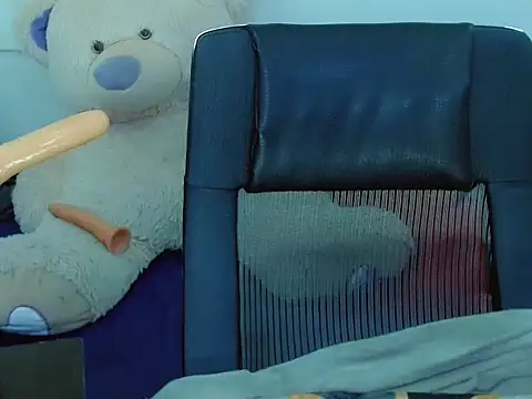 NharaBigCock online show from March 2026 03:01:02 PM