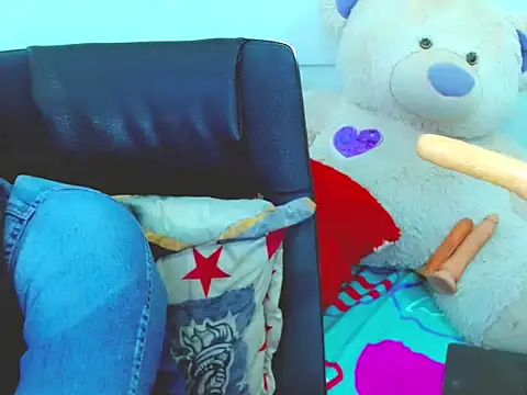 NharaBigCock online show from March 2026 07:29:01 PM