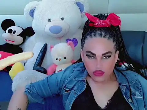 NharaBigCock online show from November 2025 12:33:01 AM