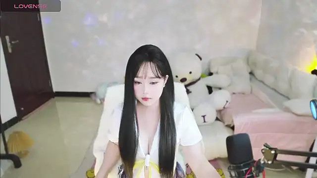 Nina37 online show from January 2026 11:38:01 AM