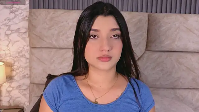 Snapshot of violett_fowlerxx chatting on May 2026 04:01:01 AM violett fowlerxx online show from May 2026 04:01:01 AM
