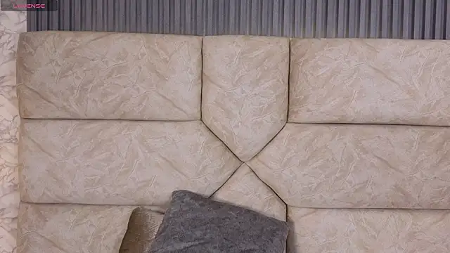 violett fowlerxx online show from February 2026 04:45:02 AM